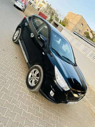 Hyundai tucson image 8