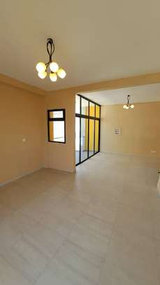2 CHAMBRES A LOUER VIRAGE YOFF AEROPORT image 10