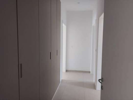 Appartement à louer au Point E image 4