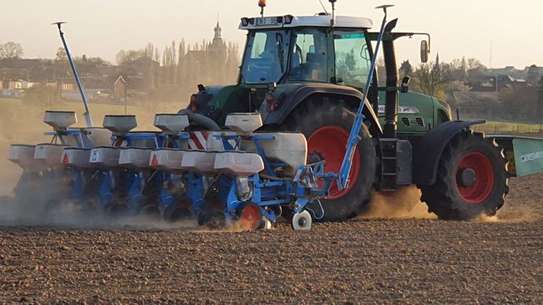 TRACTEUR AGRICOLE LOCATION MASSEY FERGUSSON JONH DEERE image 2