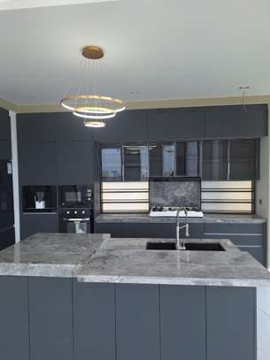 F4 3 chambres salon aux almadies vers king fath palace image 9
