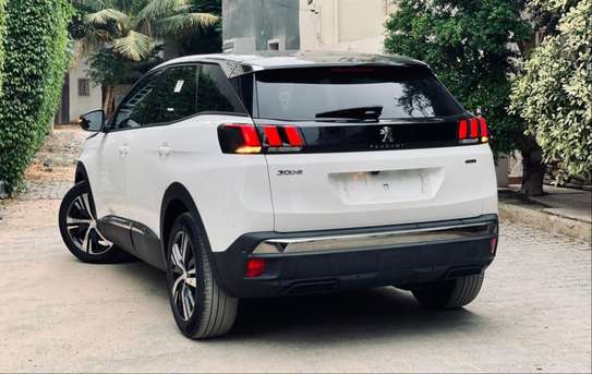 Peugeot 3008: 2018 image 2
