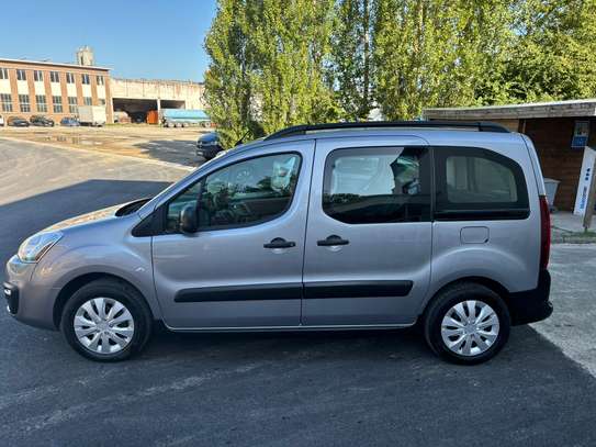 Citroen berlingo 2017 essence manuelle image 10
