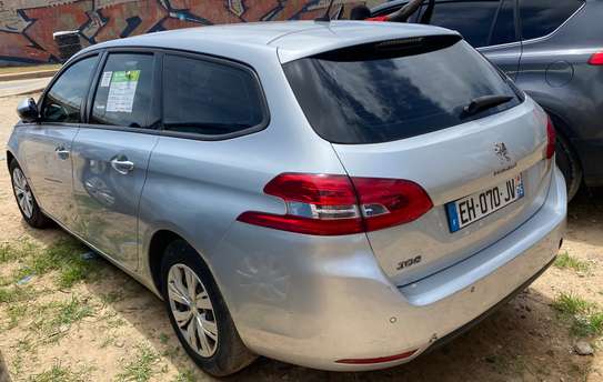 Peugeot 308 2016 image 5