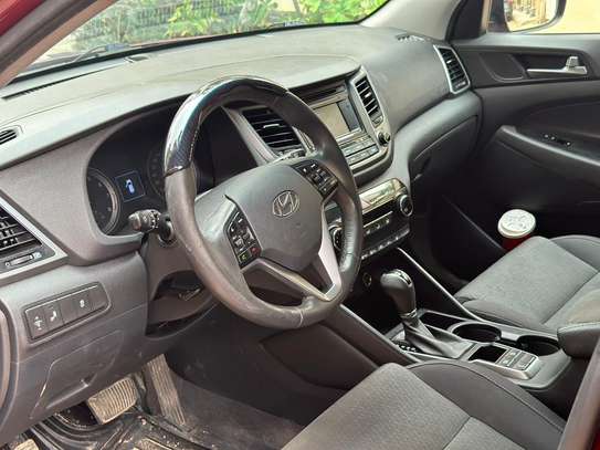 Location Hyundai Tucson image 6