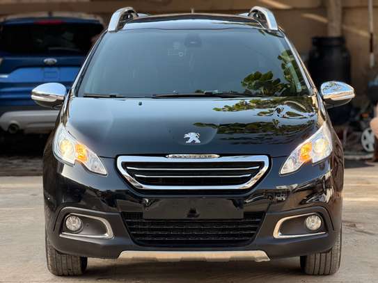 Peugeot 2008 image 2