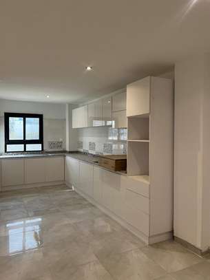 3 Chambres à louer au virage image 6