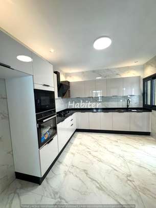 Des appartements haut standing à louer aux Almadies image 4