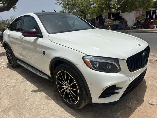 Mercedes GLC300 2017 image 4