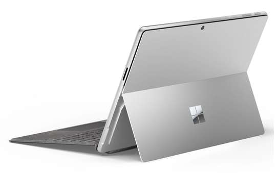 Surface Pro 11 X Plus 16/ 256 avec clavier image 4
