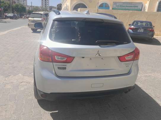 Mitsubishi image 2