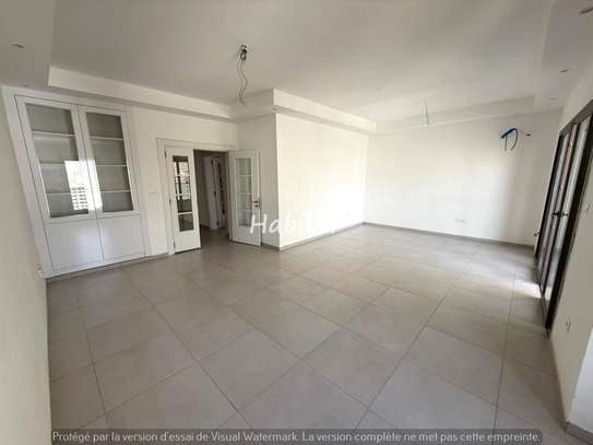 Appartement à louer au Point E image 1