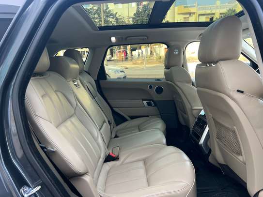 RANGE ROVER SPORT image 8