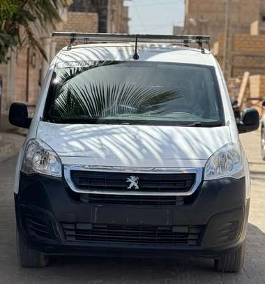 Peugeot Partner image 1