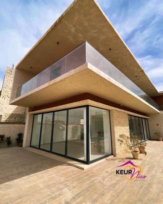 Villa d'architecte à vendre à Saly Joseph image 4