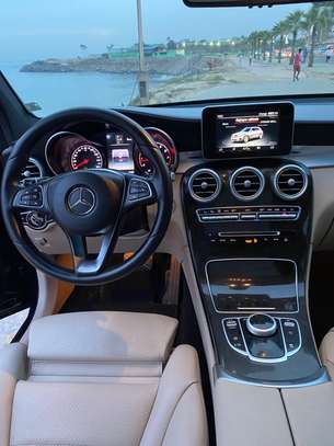 MERCEDES GLC 300 2017 image 14