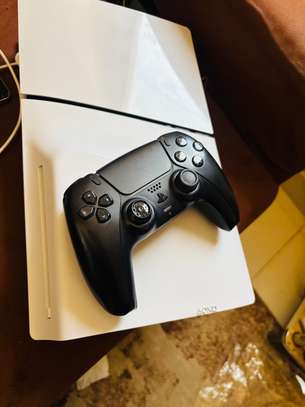 Playstation 5 slim + Cd image 4