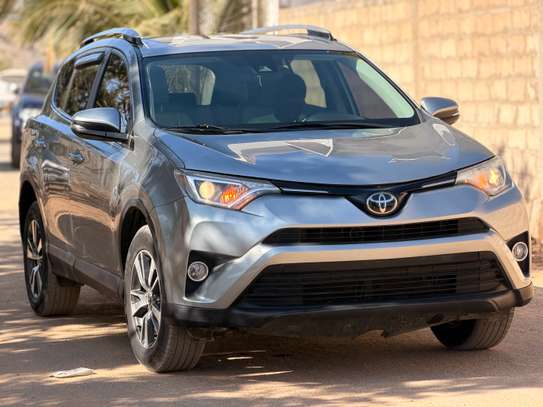 TOYOTA RAV4 XLE AWD 2018 image 2