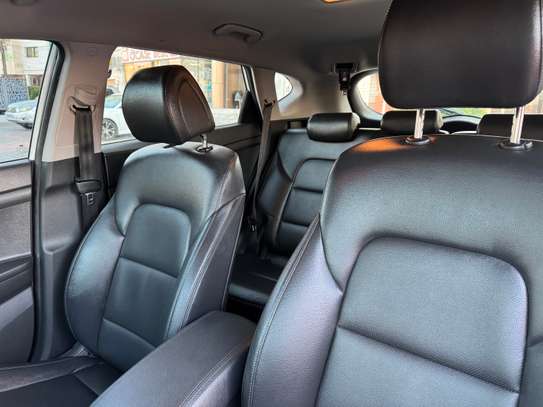 Hyundai Tucson image 11
