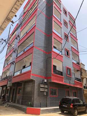 Bel Appartement T3 meublé zac Mbao brioche dorée image 14