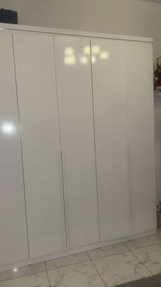 Armoire 6 battants blanche image 7