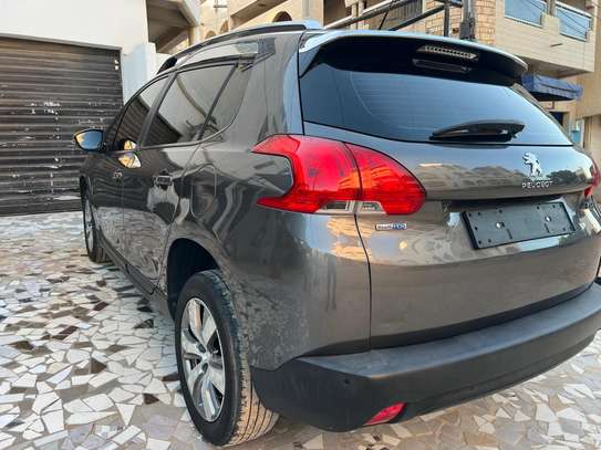 PEUGEOT 2008 année 2016 image 5