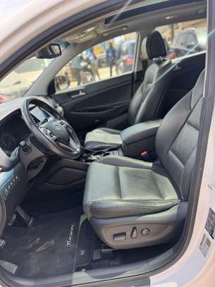 HYUNDAI TUCSON ULTIMATE 2019 image 7