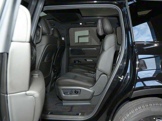 ROX 01  SUV premium 6 ou 7 places essence+élec autonomie XL image 11