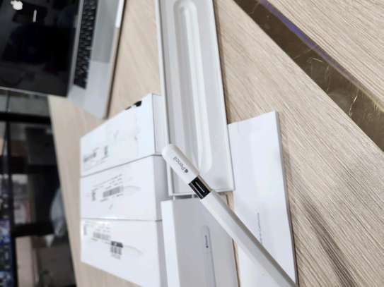 Apple pencil USB-C image 4