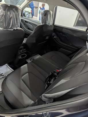 Hyundai creta image 2
