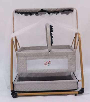 Lit bébé pliant avec moustiquaire et rangement gris image 1