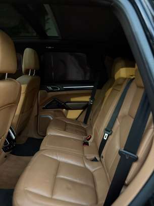 Porche Cayenne 2016 image 10
