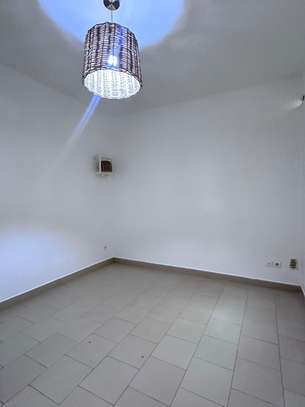 Appartement f3 à louer aux Almadies image 6