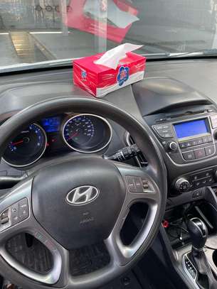 Hyundai Tucson image 8