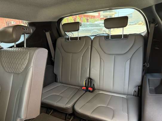 HYUNDAI SANTA FE 2018 image 7