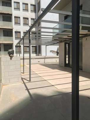 Immeuble neuf  R+2 à louer au Virage image 2