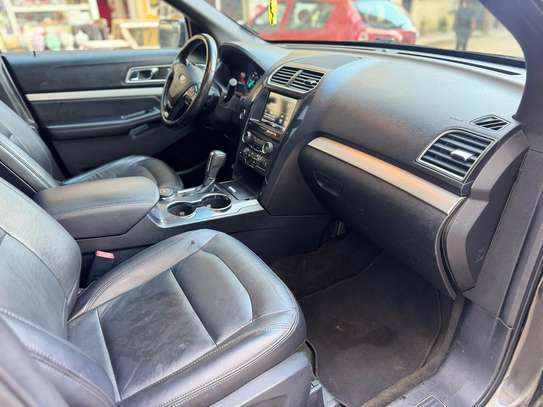 Ford Explorer 2017 image 6