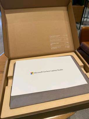 Surface laptop studio 2 core i7 11eme génération image 2