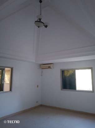 *À LOUER – Villa R+02 à Mariste ÉcoleJaponaise*. image 1