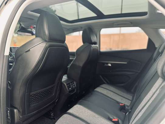 Peugeot 3008 gtline 2019 image 10