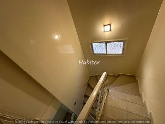 Villa R+1 à louer à la Cité Cheikh Amar image 5