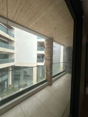 Appartements sur immeuble R+2 au virage image 2