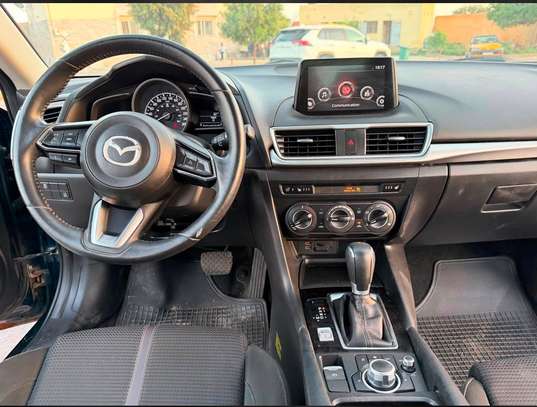 Mazda 3 2017 image 3