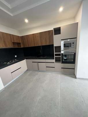 Grand standing F5 à la cité Africa image 12