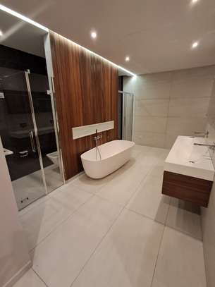 CENTRE MERMOZ : MAGNIFIQUE DUPLEX TYPE F4 image 8