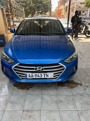 Hyndai  Elantra 2017 image 1