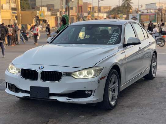 BMW Série 328i image 3