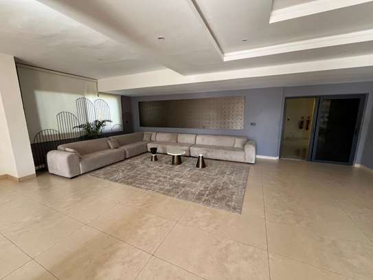 Appartement F4 à louer aux almadies image 14