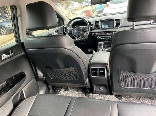 Kia Sportage SX image 10