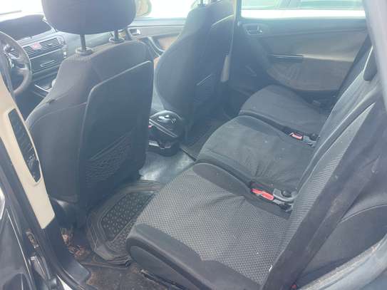 Citron c4 diesel 2012 image 6